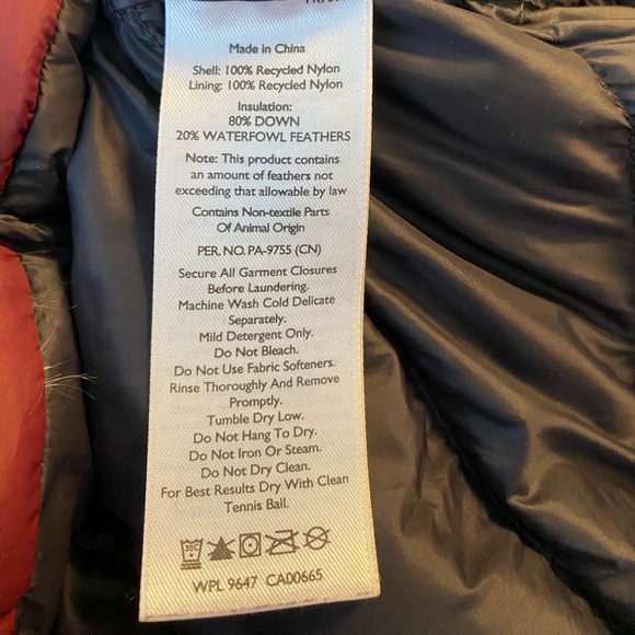 Eddie Bauer Hooded Down Winter Coat, Size M - Picture 9 of 12